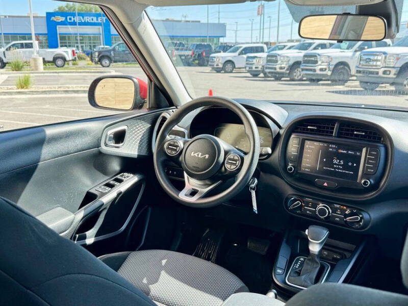 2023 Kia Soul LX