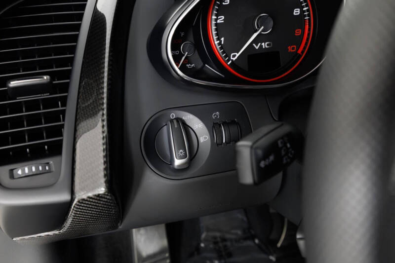 2011 Audi R8 5.2 quattro
