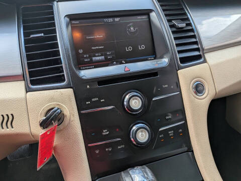 2013 Ford Taurus SEL