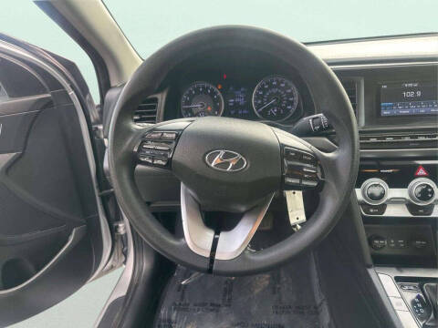 2019 Hyundai Elantra