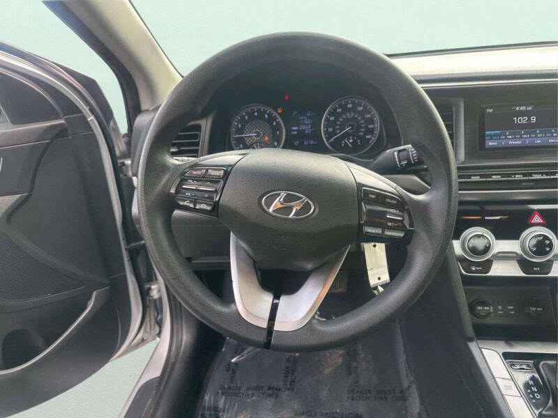 2019 Hyundai Elantra