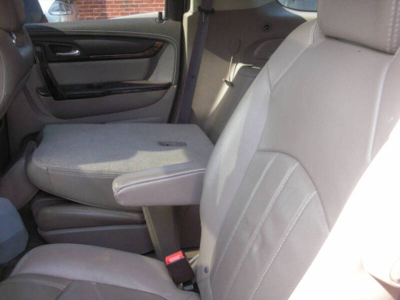 2016 GMC Acadia Denali