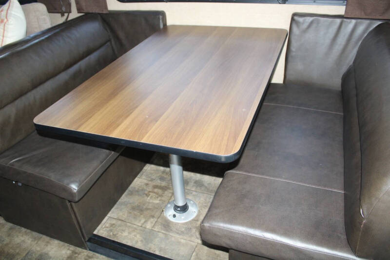 2015 Thor Motor Coach Challenger 37DT