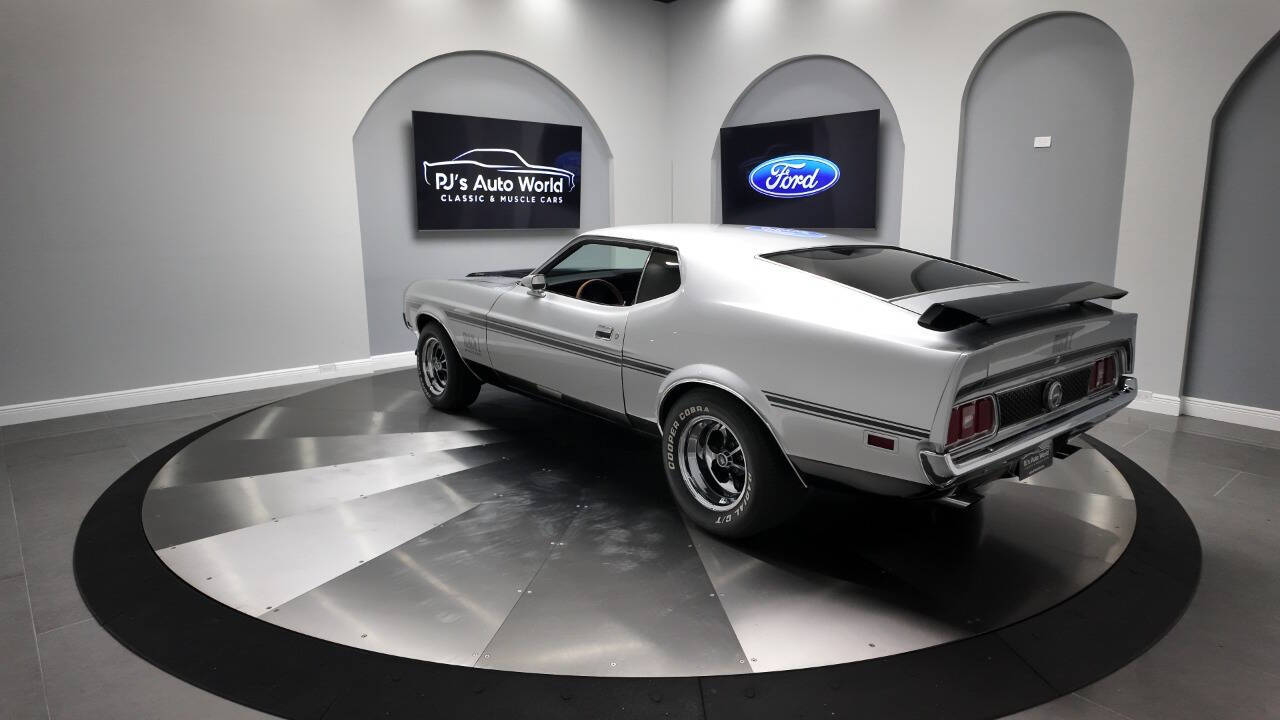 1972 Ford Mustang 3