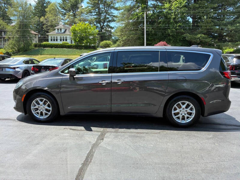 2020 Chrysler Pacifica Touring