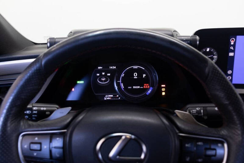 2022 Lexus ES 300h F SPORT
