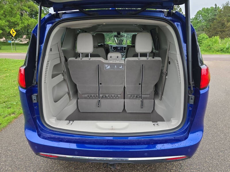 2020 Chrysler Pacifica Touring L Plus