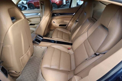 2012 Porsche Panamera 4