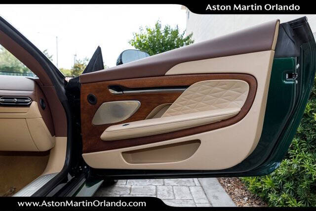2024 Aston Martin DB12 V8