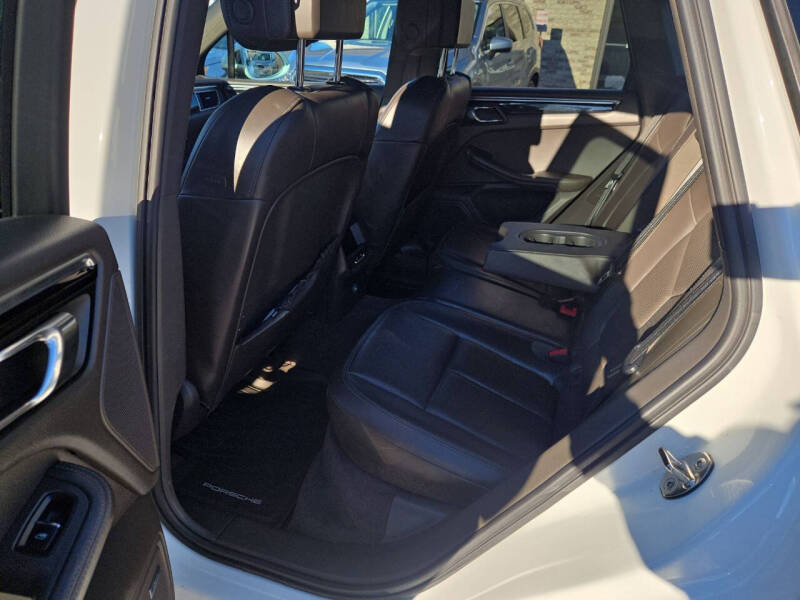 2015 Porsche Macan S