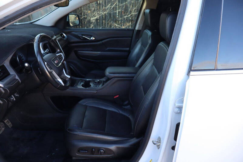 2020 GMC Acadia SLT