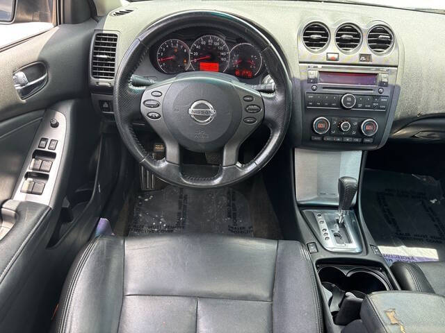 2011 Nissan Altima 11