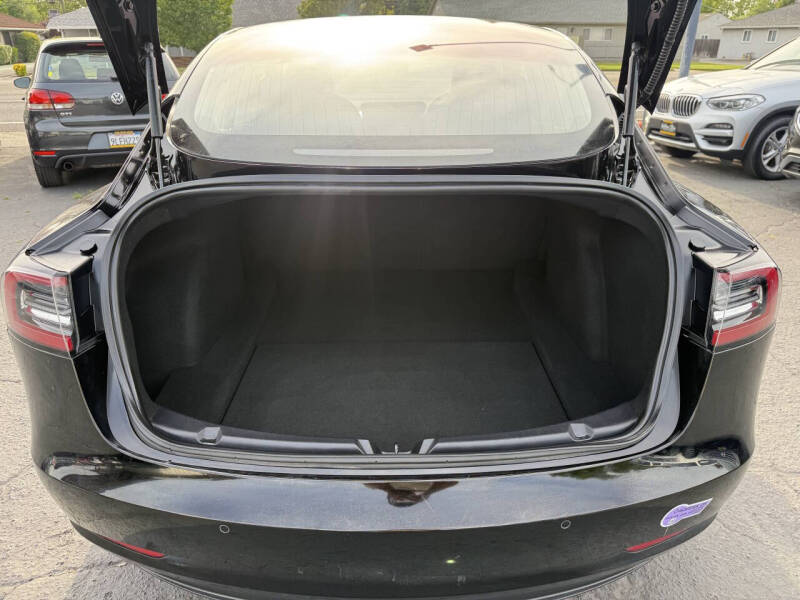 2018 Tesla Model 3 Mid Range