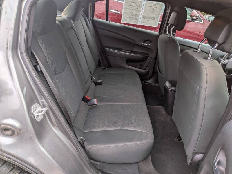 2012 Chrysler 200 LX