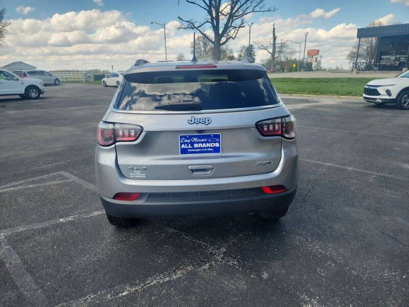2022 Jeep Compass Latitude Lux