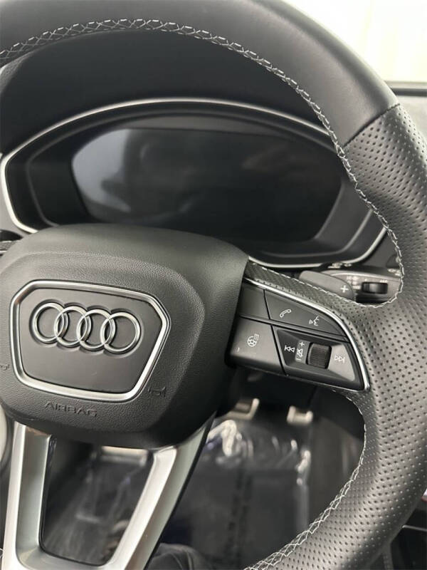 2022 Audi SQ5 Sportback 3.0T quattro Premium Plus