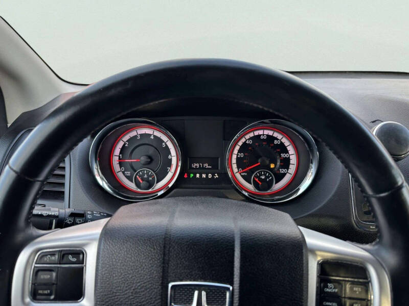 2015 Dodge Grand Caravan SE