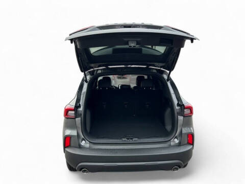 2025 Ford Escape Hybrid ST-Line