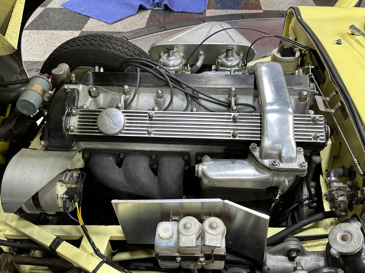 1968 Jaguar E-Type 42