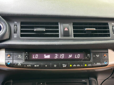 2017 Lexus CT 200h