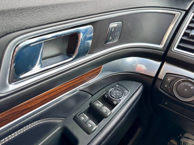 2017 Ford Explorer Limited