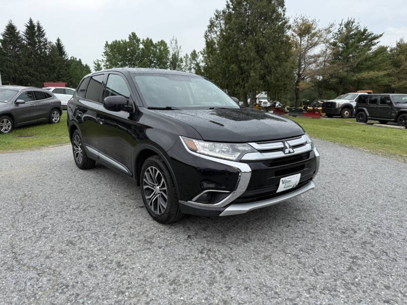 2017 Mitsubishi Outlander ES