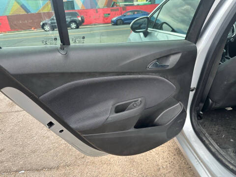 2018 Chevrolet Cruze LT Auto