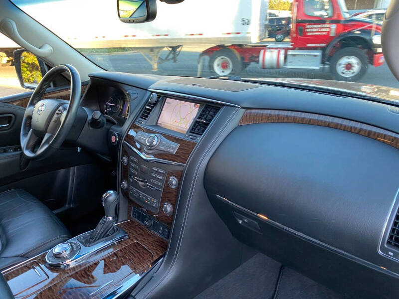 2017 Nissan Armada SL