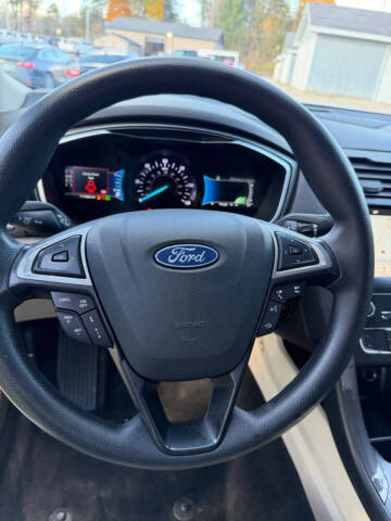 2019 Ford Fusion Hybrid SE