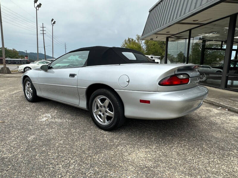 1996 Chevrolet Camaro null photo 3