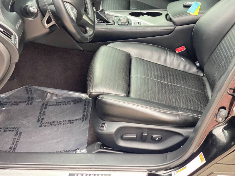 2015 Infiniti Q50 Sport