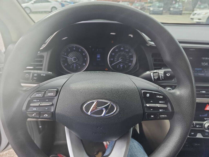 2020 Hyundai Elantra