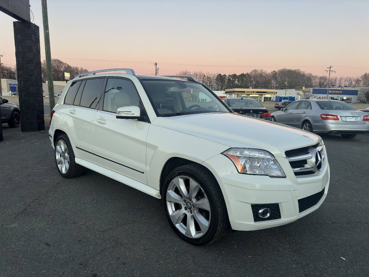 2010 Mercedes-Benz GLK for sale at FUTURE AUTO in CHARLOTTE, NC