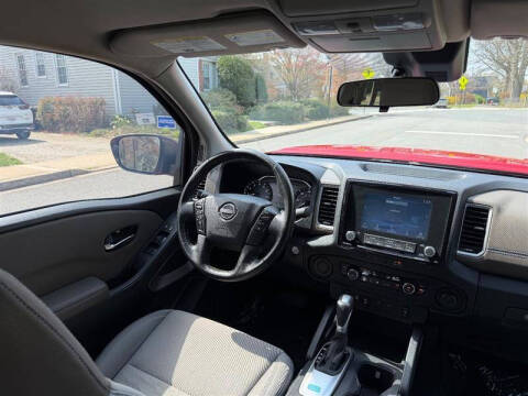 2022 Nissan Frontier SV