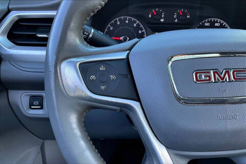 2017 GMC Acadia SLE-1