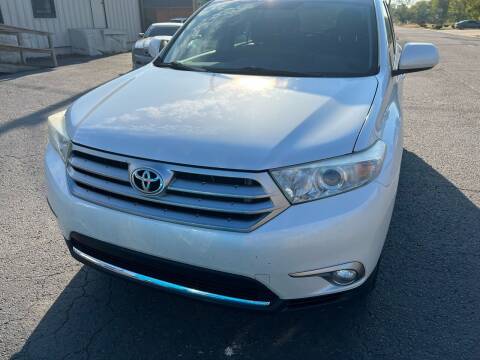 2013 Toyota Highlander for sale at Singleton Auto Sales in Conway AR