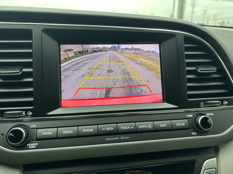 2018 Hyundai Elantra SEL