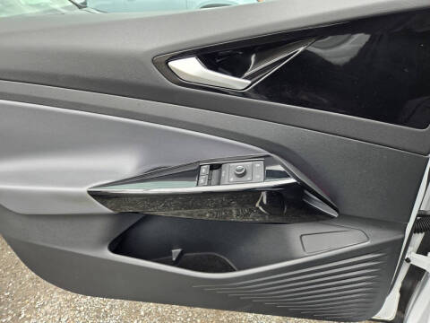 2022 Volkswagen ID.4 Pro