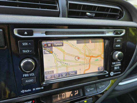 2016 Toyota Prius c One