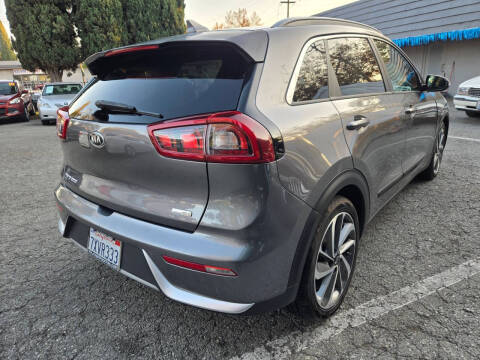 2017 Kia Niro Touring
