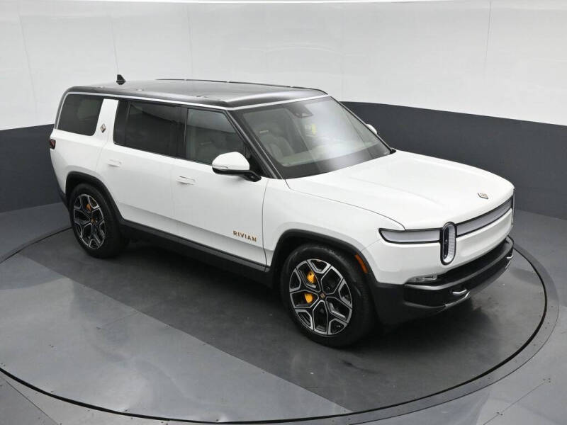 2023 Rivian R1S Launch Edition