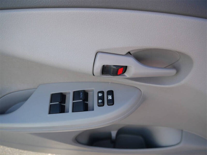 2009 Toyota Corolla LE