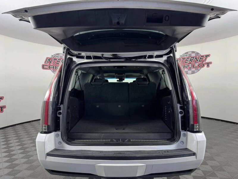 2019 Cadillac Escalade ESV Luxury
