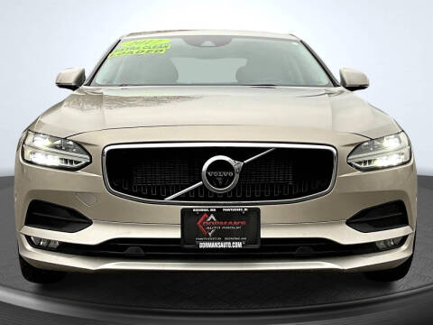 2018 Volvo S90 T5 Momentum
