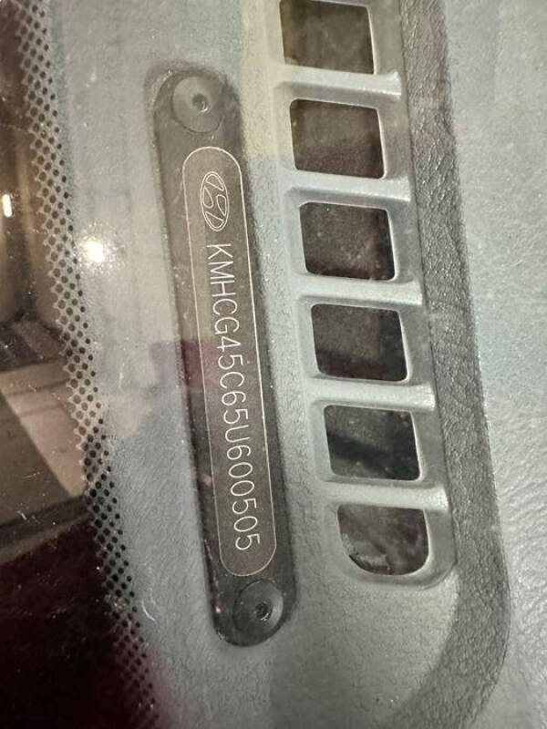2005 Hyundai Accent GLS