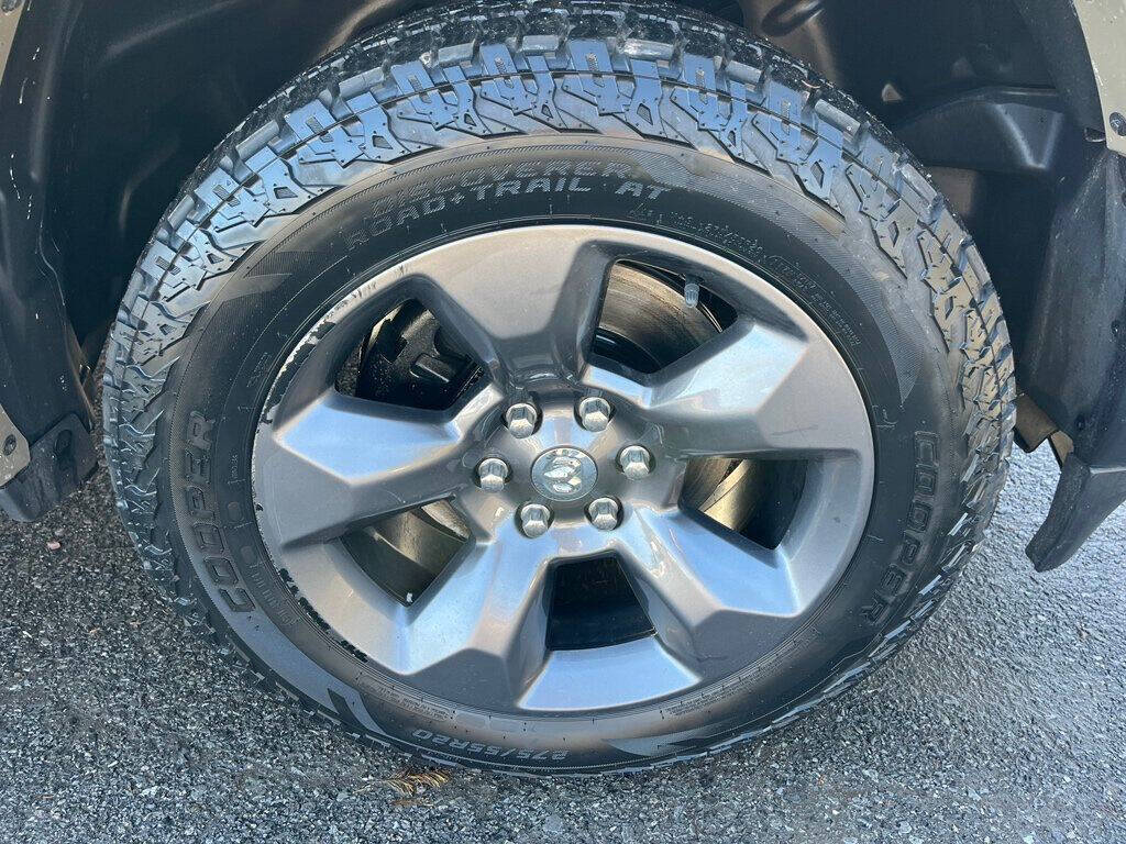 2020 RAM 1500 28