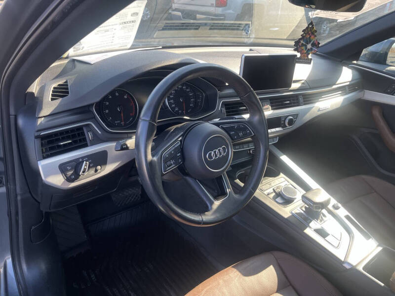 2017 Audi A4 2.0T quattro Premium