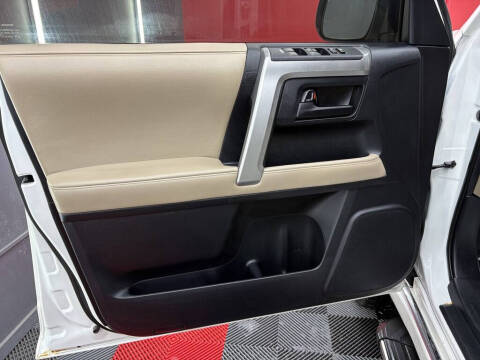 2013 Toyota 4Runner SR5