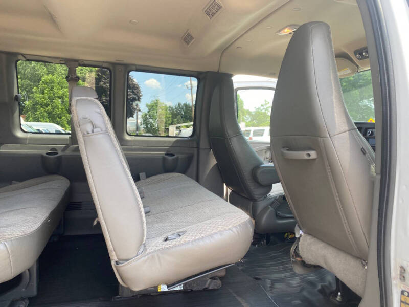 2020 Chevrolet Express LS 3500