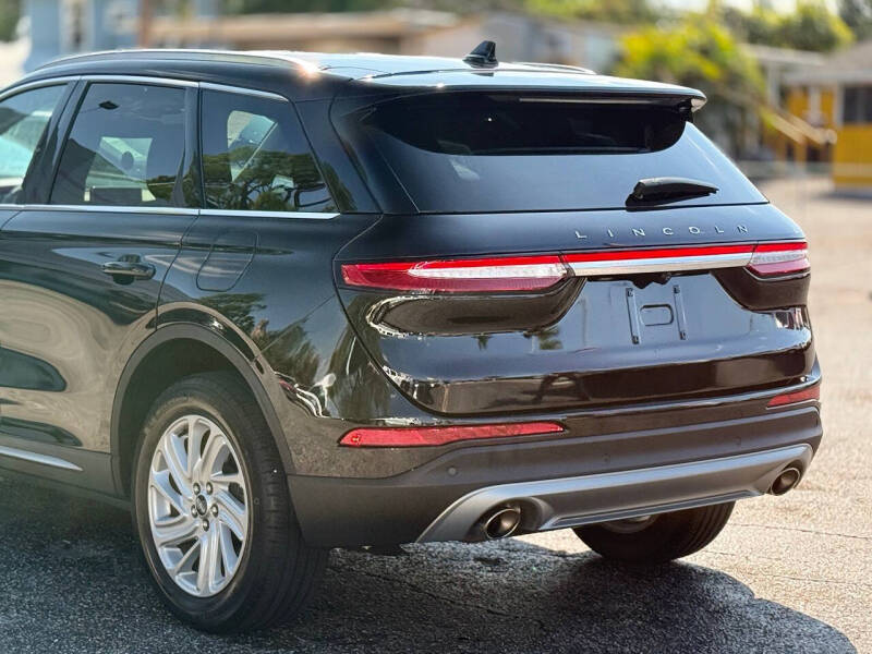 2022 Lincoln Corsair Standard